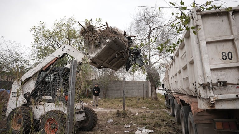 La Municipalidad retiró 34 toneladas de basura en barrio Observatorio.