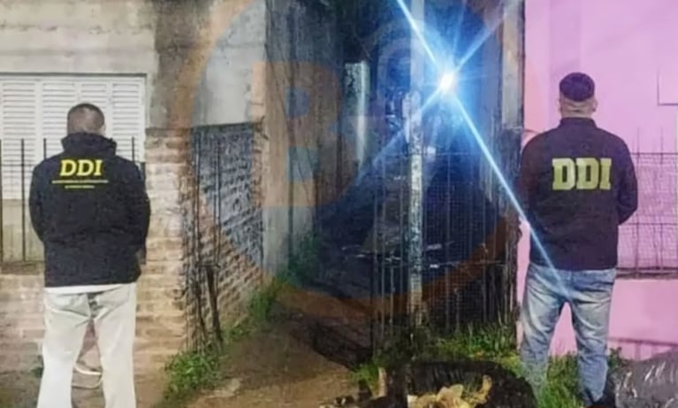 La nena de 11 años fue encontrada ahorcada en un baño.