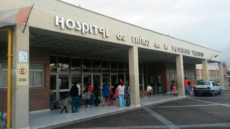 La nena está internada en el Hospital de Niños.