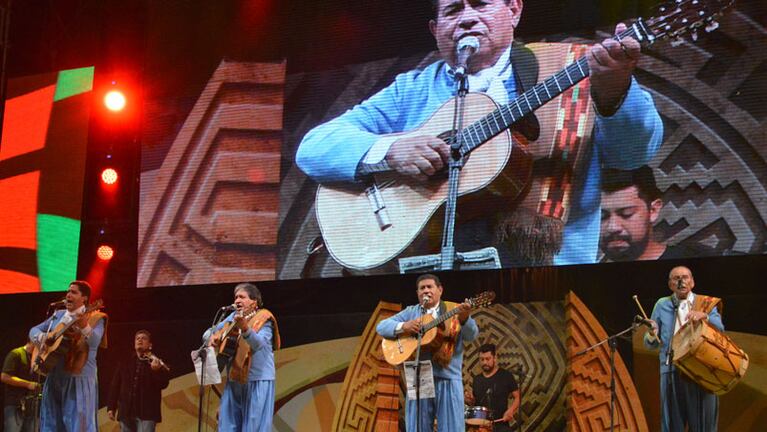 La novena y última noche de Cosquín 2016  