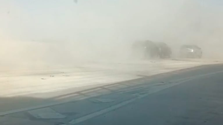 La nube que se formó tras el derrame de cemento en Circunvalación.