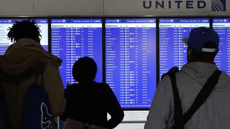 La OMS recomendó terminar con las restricciones en los vuelos internacionales