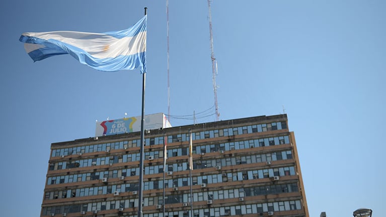 La oposición denunció "descontrolado gasto público" en la Municipalidad.