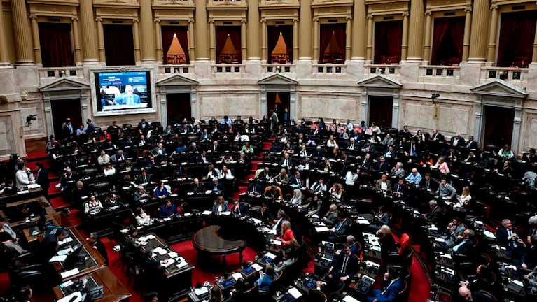 La oposición no consiguió los votos necesarios para rechazar el veto de aumento jubilatorio.
