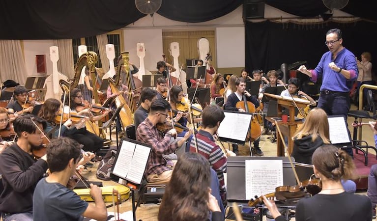 La Orquesta Académica Juvenil se presenta en el Libertador