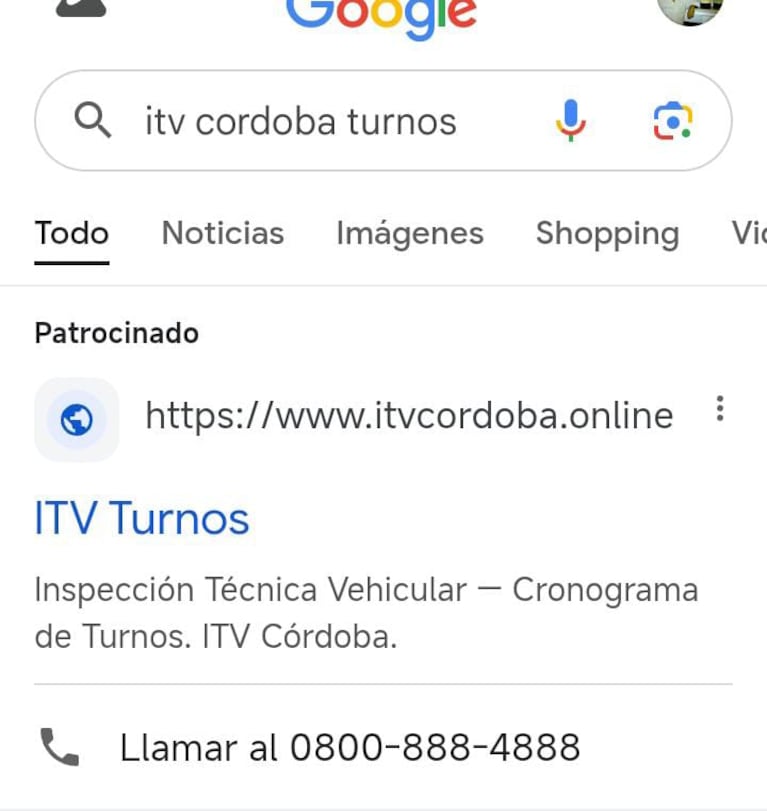 La página trucha que le saltó a la víctima en el buscador.