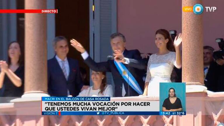 La pantalla oficial transmitió todos los actos de Macri.