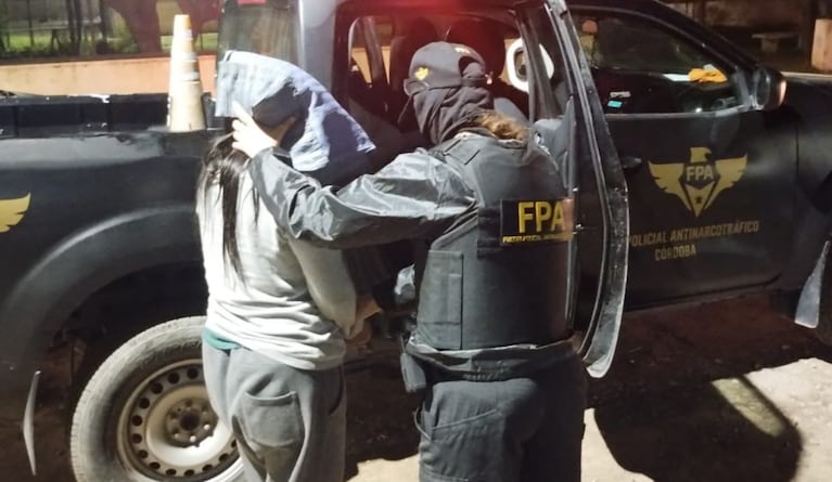La pareja cayó en Estación Juárez Celman.