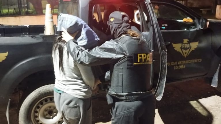 La pareja cayó en Estación Juárez Celman.
