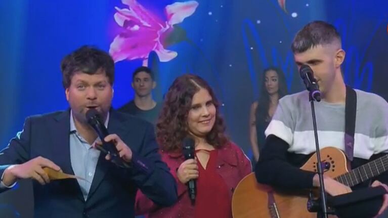 La pareja de cordobeses ciegos la rompió en Buenas Noches Familia.