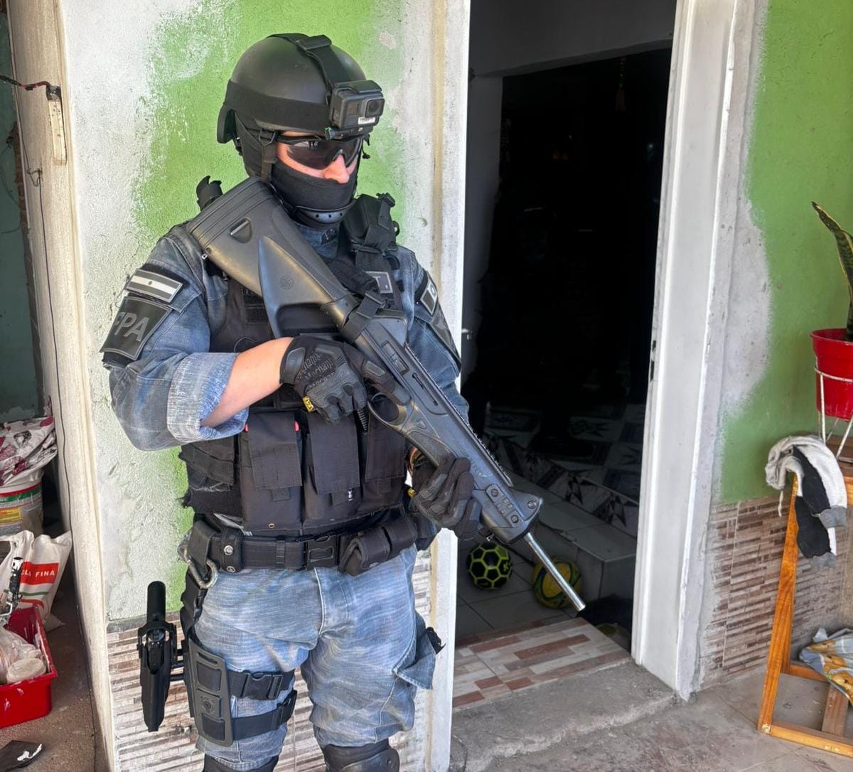 La pareja fue detenida en una casa de barrio General Savio.