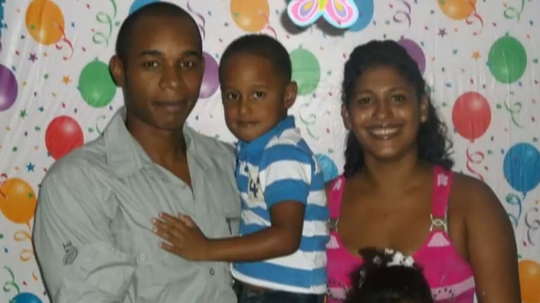 La pareja quiere volver a abrazar a sus hijos.