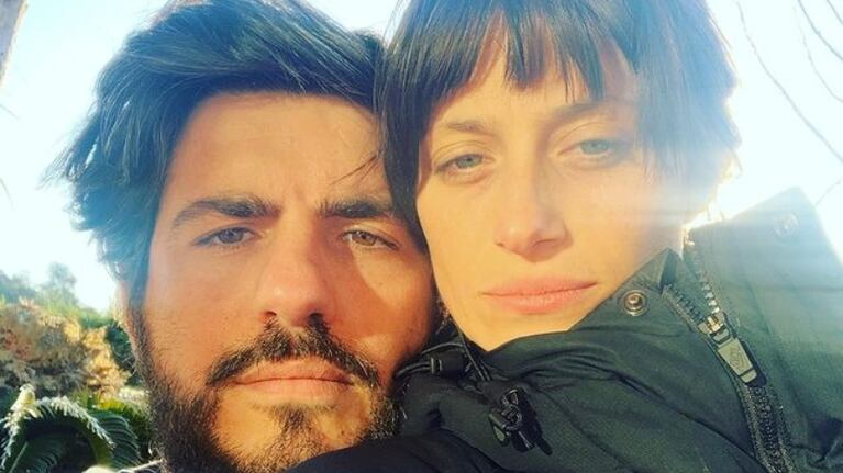 La pareja se casó en secreto durante la pandemia.