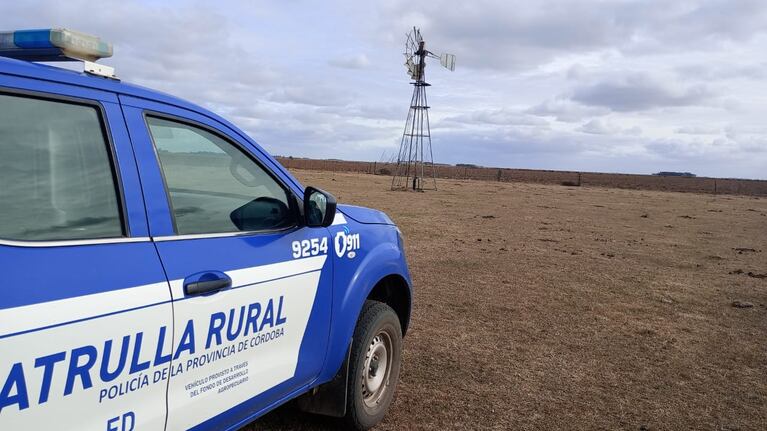 La Patrulla Rural de la Policía detuvo a un hombre que subió a un molino tras violar una restricción.