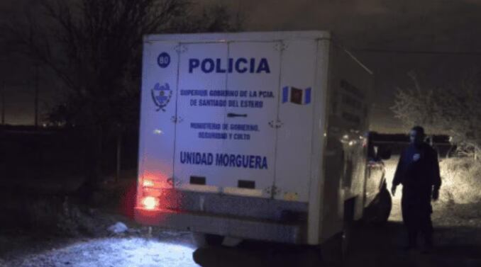 La pelea ocurrió en plena carrera de caballos por las apuestas.