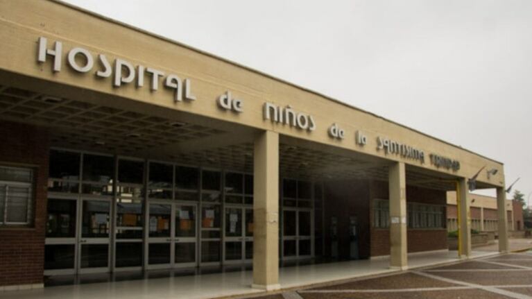 La pequeña se encuentra en internada en terapia intensiva.