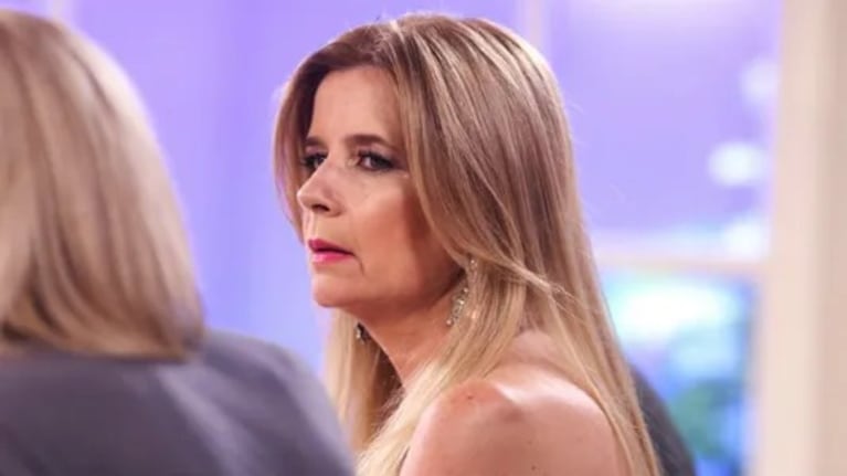 La periodista denunció fallas tras tomarse un taxi en la terminal de Córdoba.