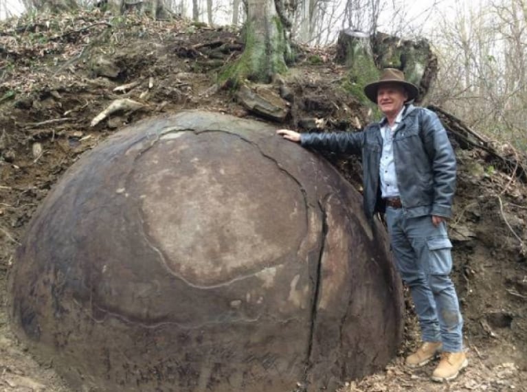 La piedra redonda que revoluciona a los arqueólogos