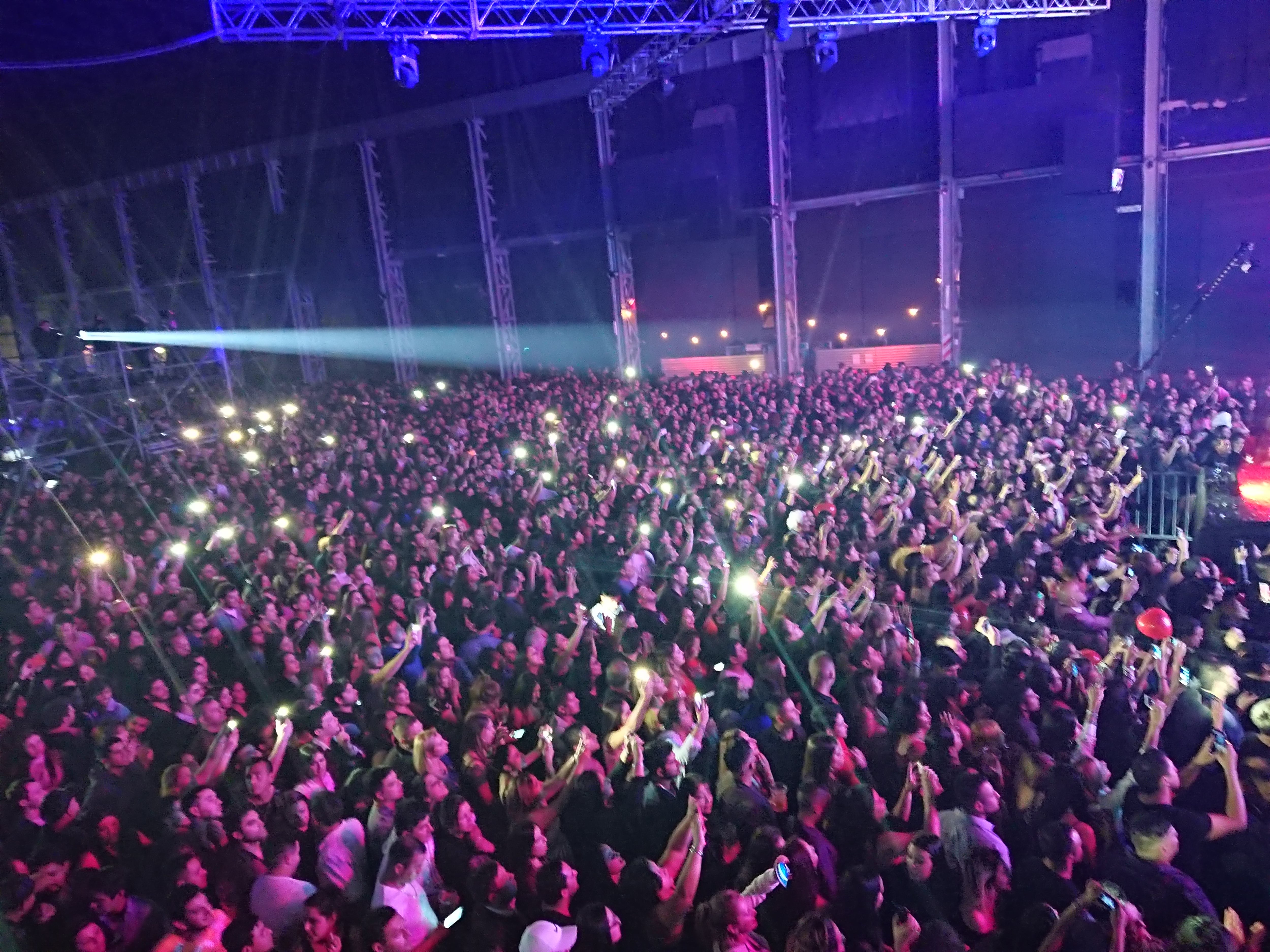 La Plaza de la Música mostró un lleno total en la noche del sábado. 