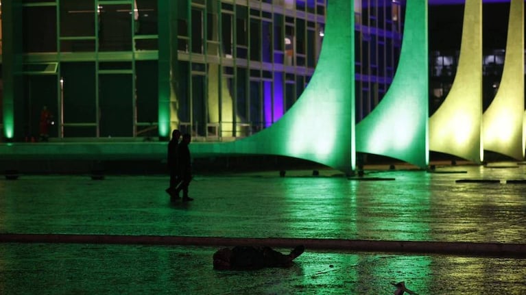 La Plaza de los Tres Poderes, de Brasilia (Foto: Folha)