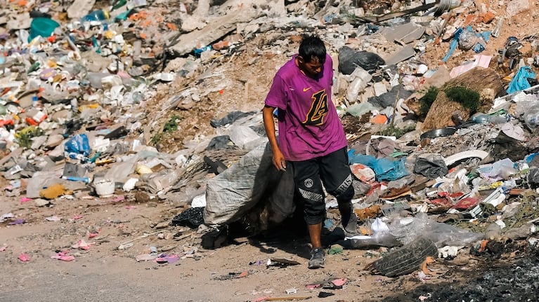 La pobreza aumenta en la Argentina (Foto: EFE)