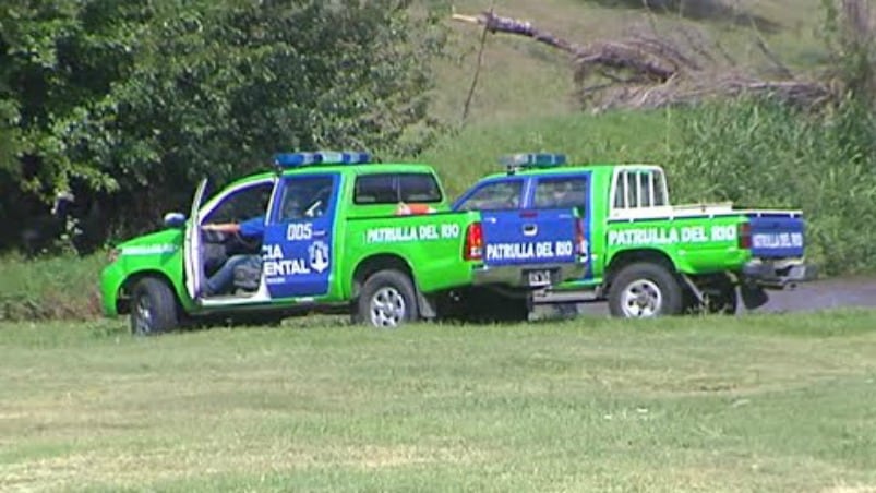 La Policía Ambiental inspeccionó el volcamiento de la denuncia que llegó a El Doce y Vos.