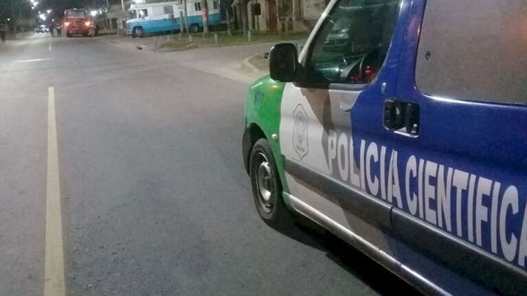La Policía Científica secuestró el arma utilizada en el ataque.