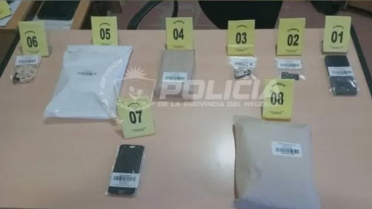 La Policía de Neuquén confiscó celulares y computadoras vinculadas a la causa.