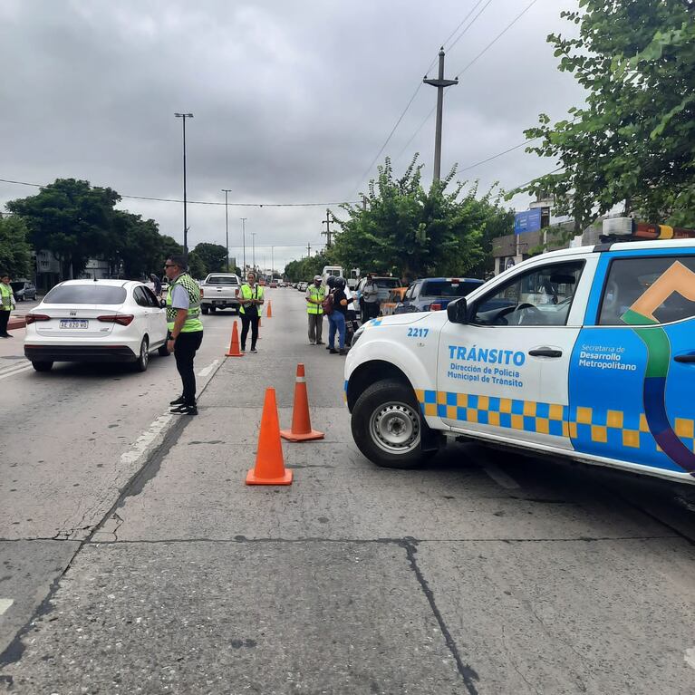 La Policía de Transito estuvo en el operativo.