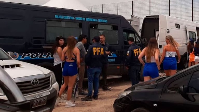 La Policía Federal entrevistó a varias promotoras presentes en el autódromo.