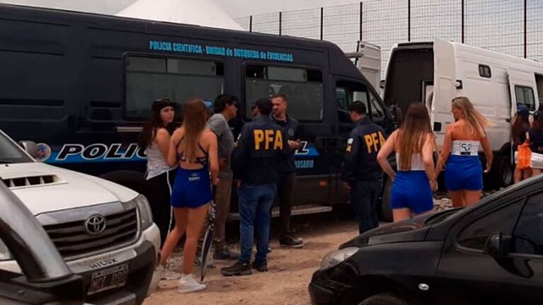 La Policía Federal entrevistó a varias promotoras presentes en el autódromo.
