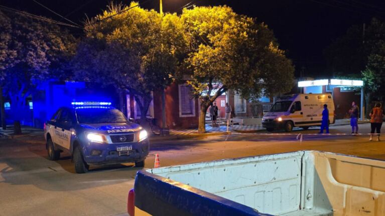 La policía fue atropellada en el acceso sur a la ciudad de Oliva. Foto: Canal Otc.