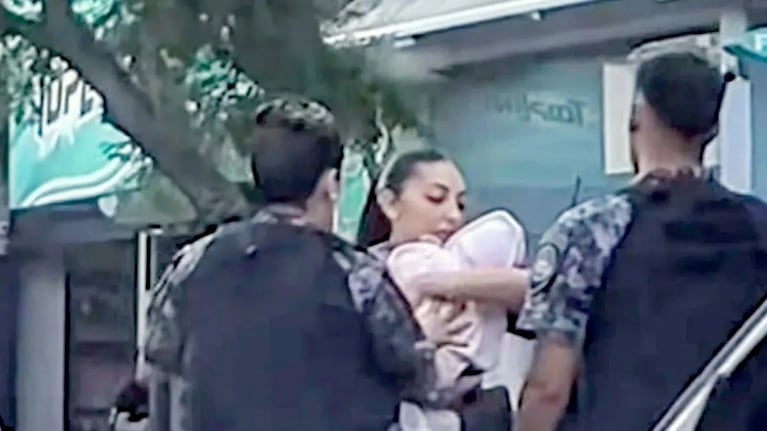 La Policía rescató  a la bebé abandonada (Gentileza Puntal)
