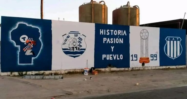 La previa de Instituto-Talleres: así pintan murales sus agrupaciones en Córdoba