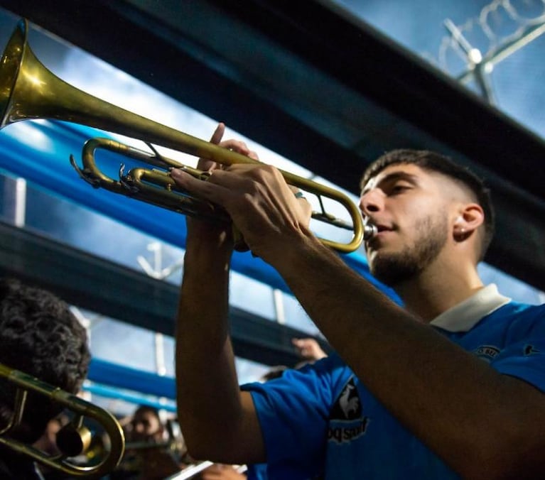 La previa del clásico: así se cocina la música en las hinchadas de Belgrano y Talleres