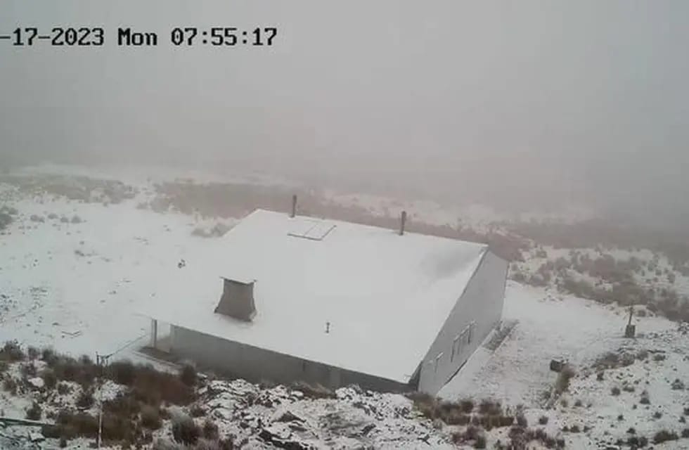 La primera nevada del invierno llegó a Córdoba.