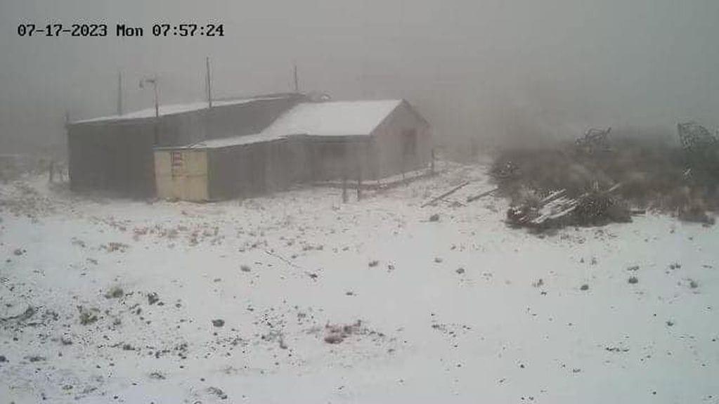 La primera nevada del invierno llegó a Córdoba.