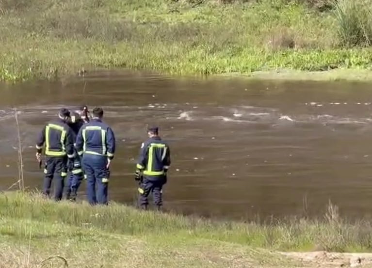 La principal hipótesis sobre el hombre que apareció muerto en Uruguay junto a sus hijos.
