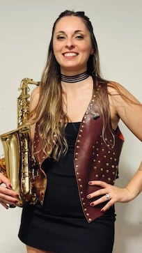 La profe viral de cuarteto sorprendió con un examen teórico en la escuela