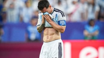 La Pulga no contuvo las lágrimas luego de marcar el 1 a 0 de la Selección.