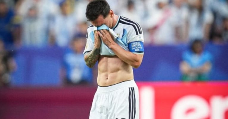 La Pulga no contuvo las lágrimas luego de marcar el 1 a 0 de la Selección.