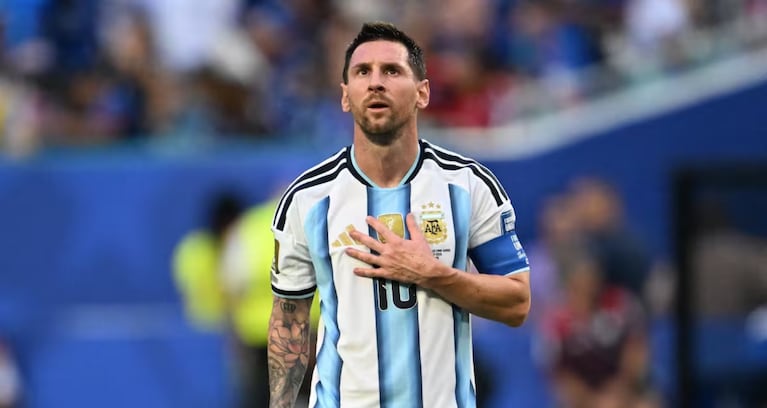 La Pulga se retiró de la Selección Argentina.