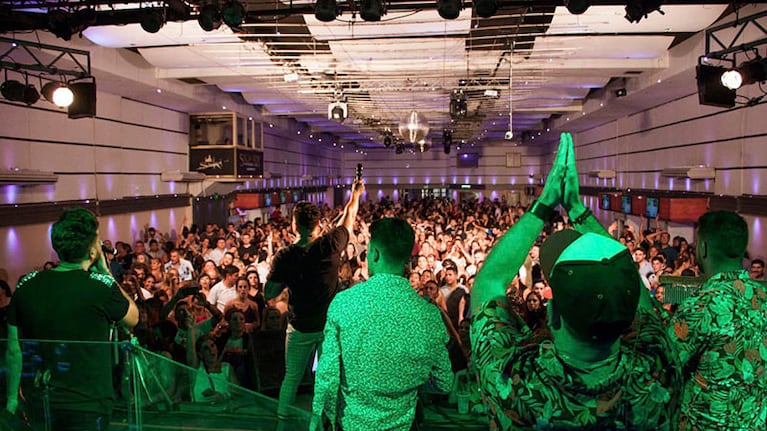 La Sala se viste de fiesta este finde largo.