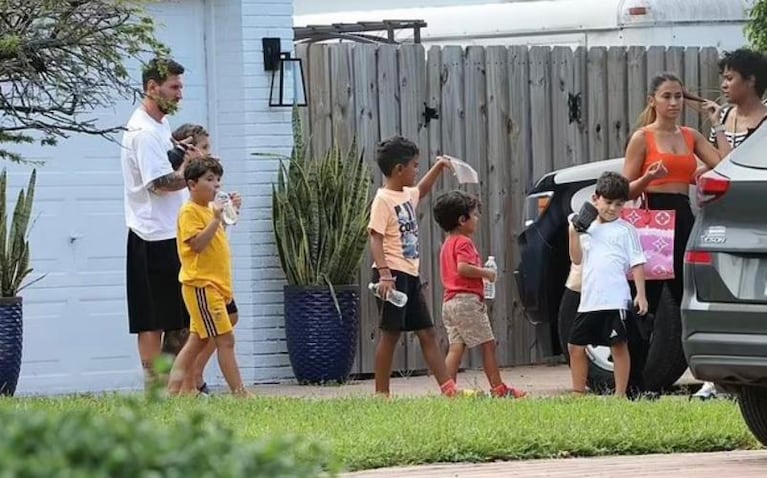 La salida familiar de Messi y Antonela en Miami: a quién visitaron