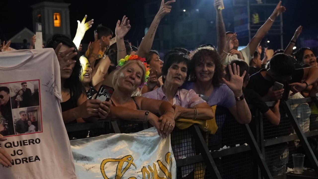 La segunda noche de Cosquín Cuarteto, llena de ritmo.