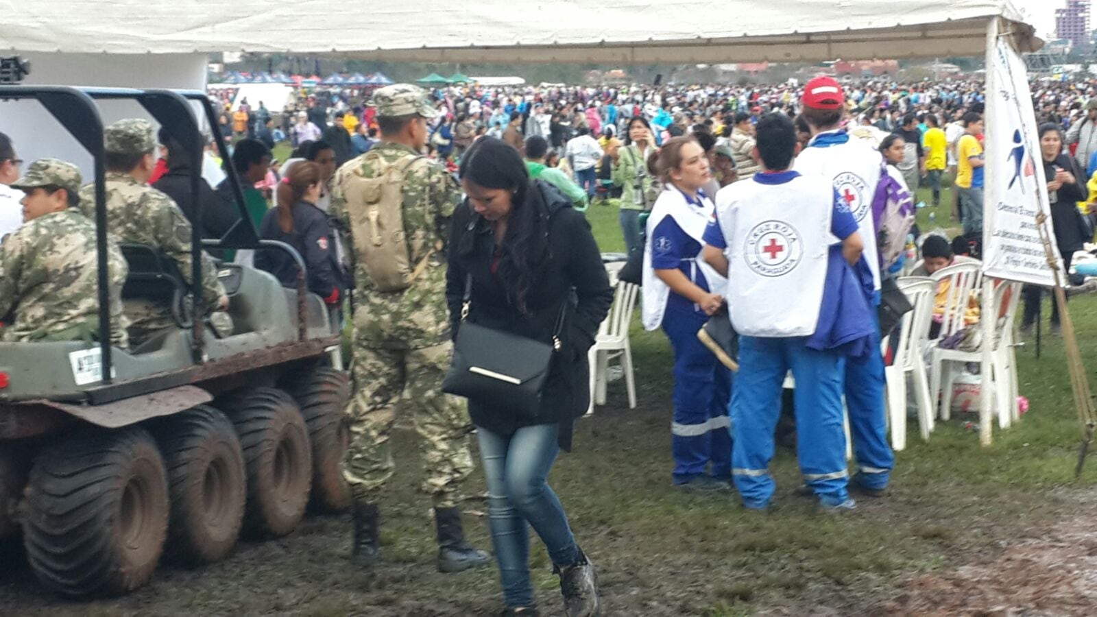 La seguridad y la sanidad, presentes en la misa del Papa. 