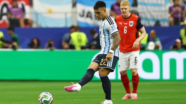La Selección Argentina enfrenta a Austria en el Mundial (Foto: Reuters).