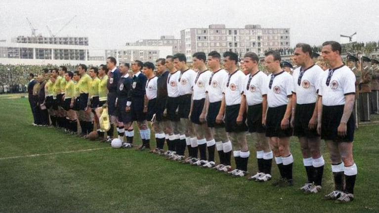 La Selección y la camiseta violeta ante Polonia: cómo le fue con la alternativa en mundiales