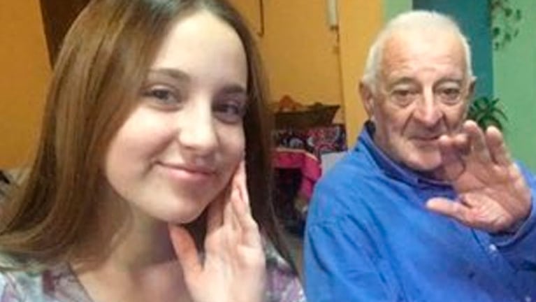 La selfie que le enviaron el abuelo y su nieta a Estela. / Foto: Twitter