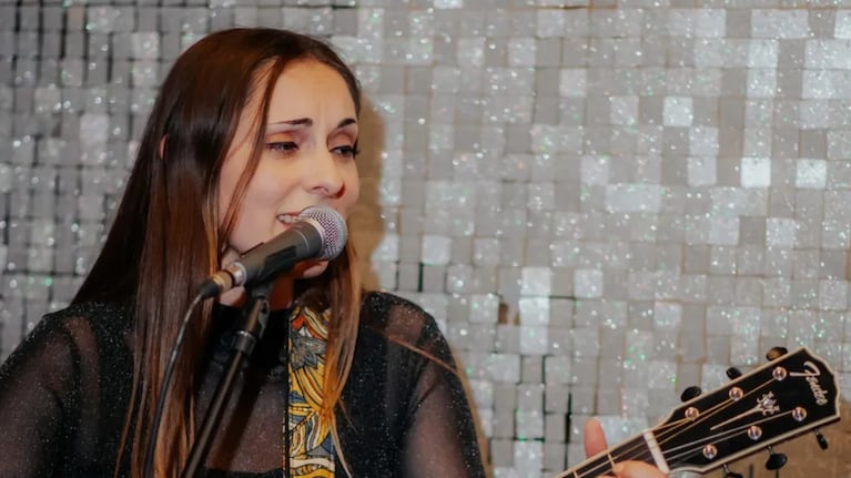 La seño viral hizo un homenaje a Walter Romero.